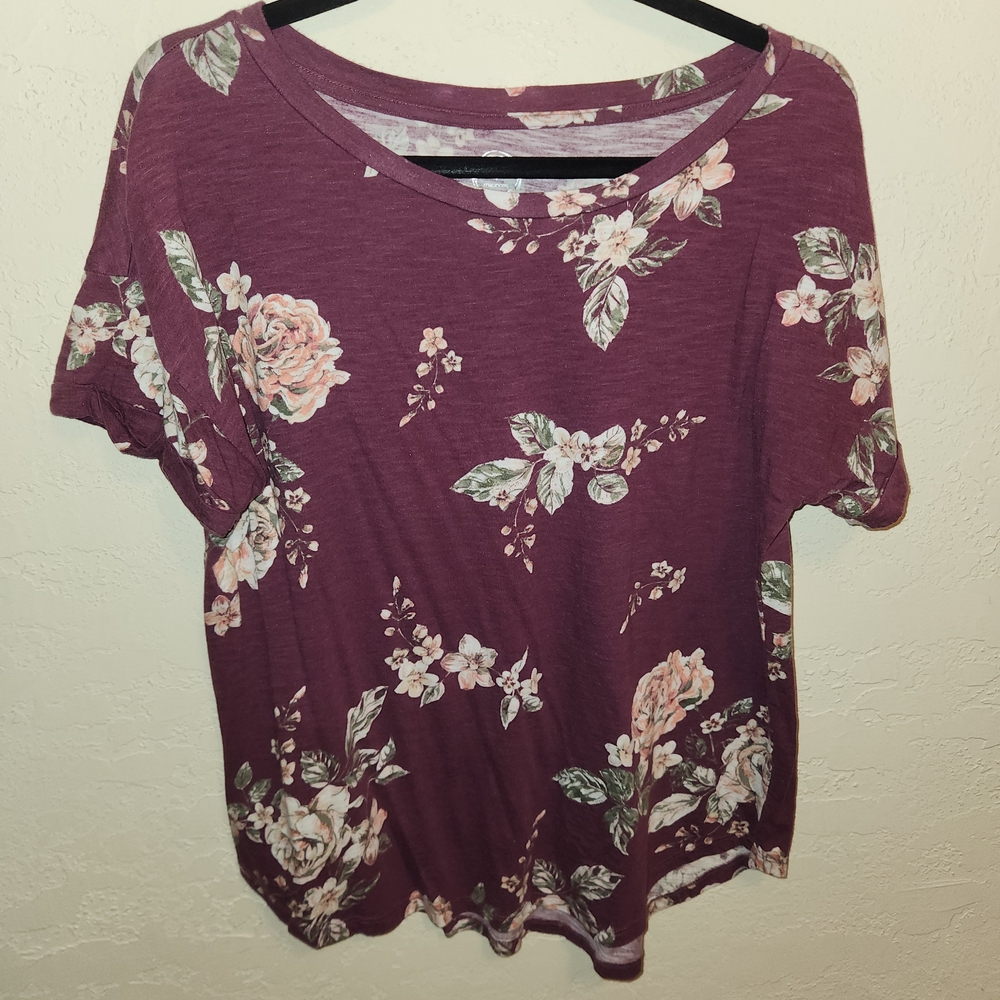 Maurices Floral Short Sleeve Top - Purple and Pink